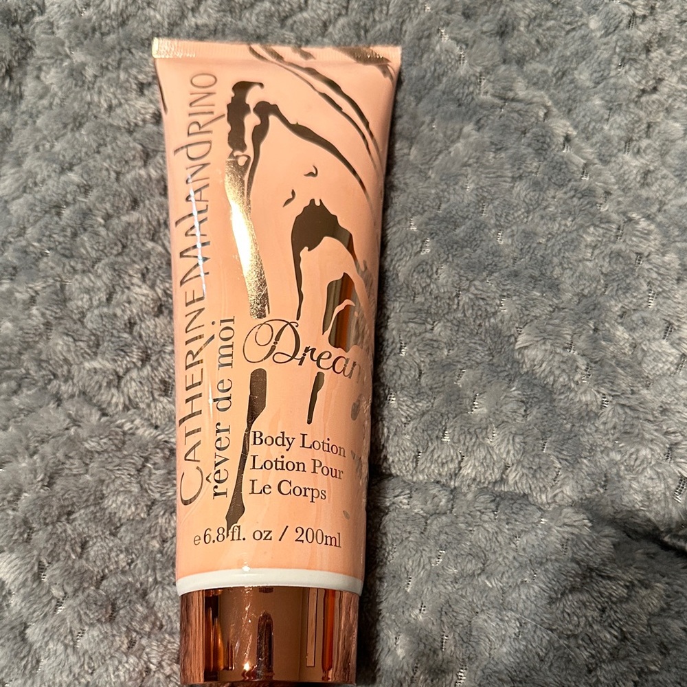 Catherine Malandrino Dream Body Lotion - Peach and Copper